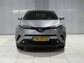 Toyota C-HR (2017) thumbnail 6