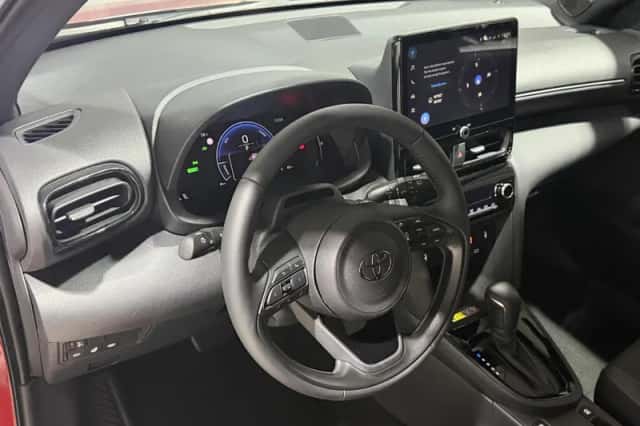 Toyota Yaris Cross (2026) thumbnail 3