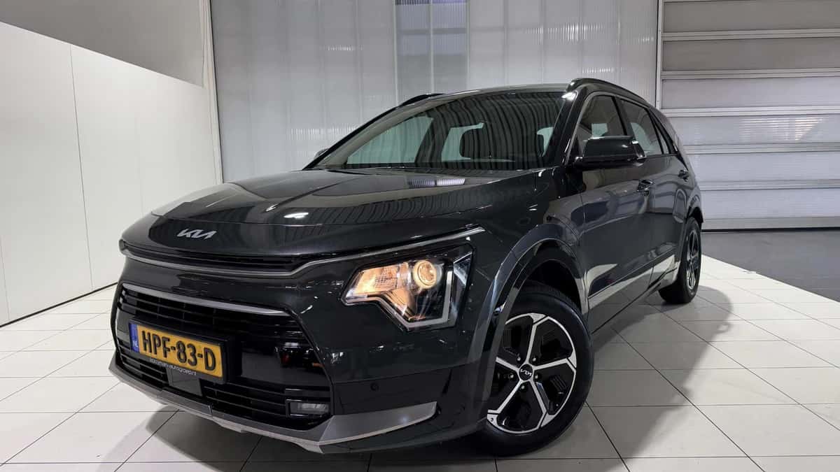 Kia Niro (2025) — foto 1