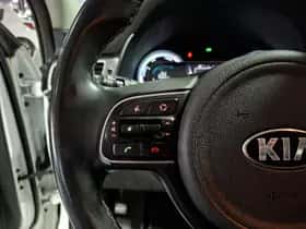 Kia Niro (2019) thumbnail 15