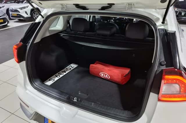 Kia Niro (2019) thumbnail 6