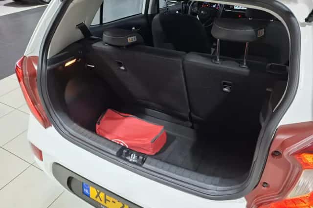 Kia Picanto (2019) thumbnail 7