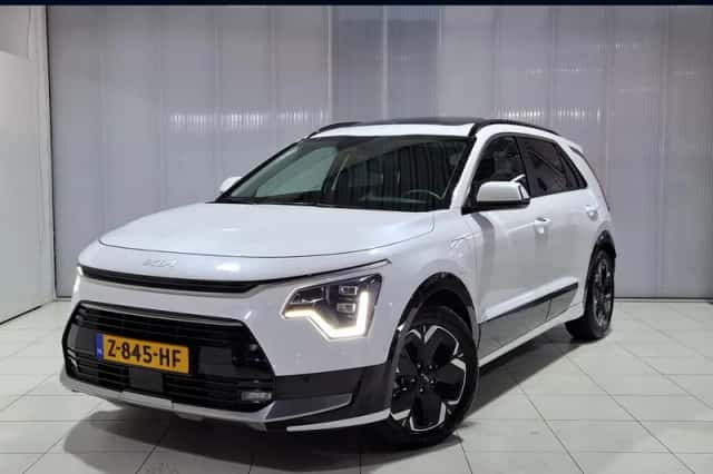 Kia Niro (2024) thumbnail 1