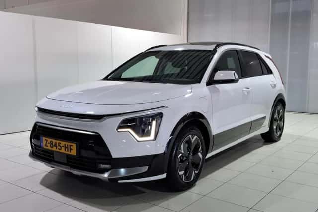Kia Niro (2024) thumbnail 5