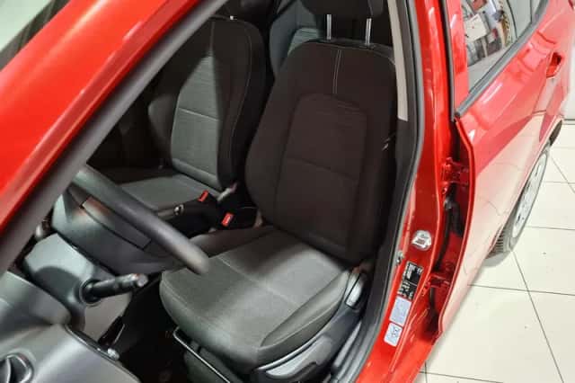 Kia Picanto (2019) thumbnail 14