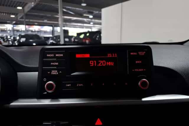 Kia Picanto (2019) thumbnail 15