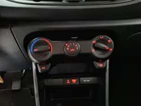 Kia Picanto (2019) thumbnail 17