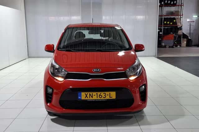Kia Picanto (2019) thumbnail 4