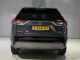 Toyota RAV4 (2020) thumbnail 6