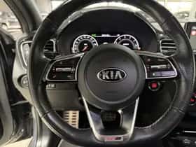 Kia Proceed (2020) thumbnail 4