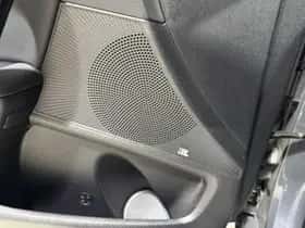 Kia Proceed (2020) thumbnail 9