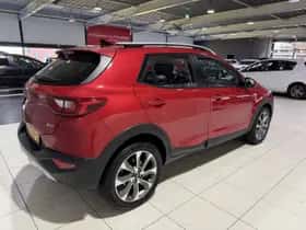 Kia Stonic (2019) thumbnail 7