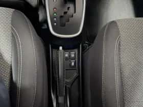 Toyota Yaris (2015) thumbnail 16