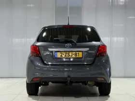 Toyota Yaris (2015) thumbnail 7