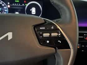 Kia Niro (2022) thumbnail 12