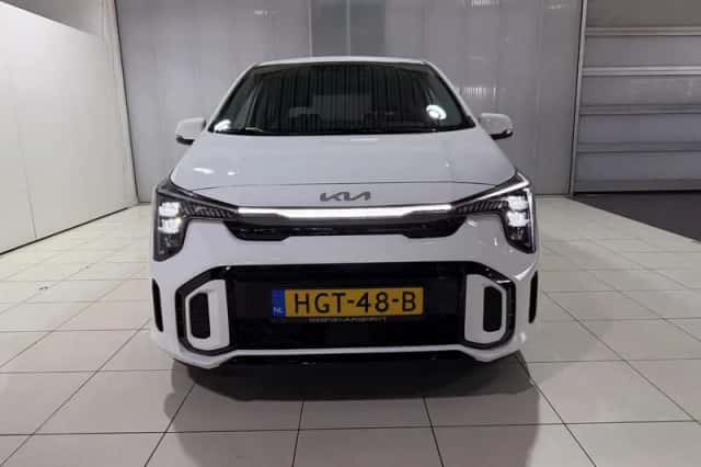 Kia Picanto (2025) thumbnail 2