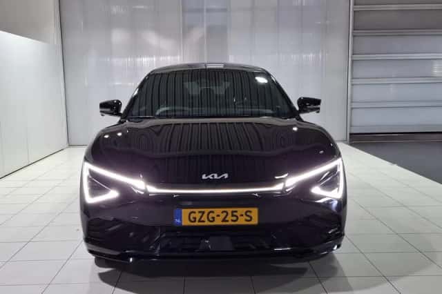 Kia EV6 (2025) thumbnail 4