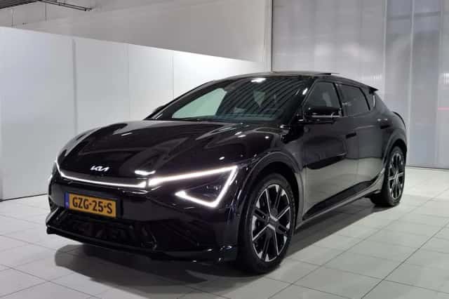 Kia EV6 (2025) thumbnail 5