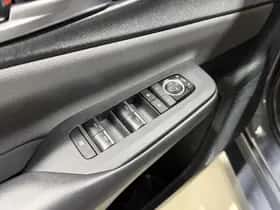 Toyota Prius (2024) thumbnail 40