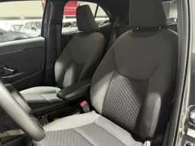 Toyota Yaris Cross (2025) thumbnail 4