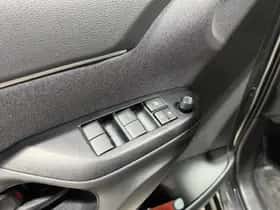 Toyota Yaris Cross (2025) thumbnail 33