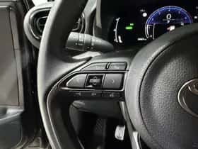 Toyota Yaris Cross (2025) thumbnail 9