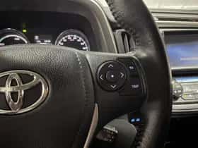 Toyota RAV4 (2016) thumbnail 13