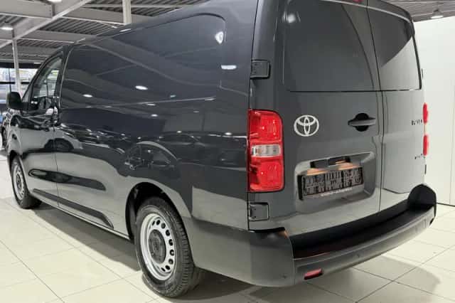 Toyota Proace (2024) thumbnail 6