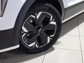 Kia Niro EV (2022) thumbnail 2