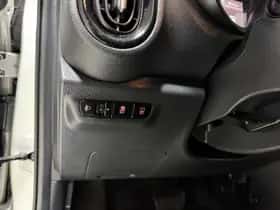 Kia Picanto (2023) thumbnail 16