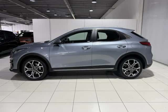 Kia XCeed (2022) thumbnail 4