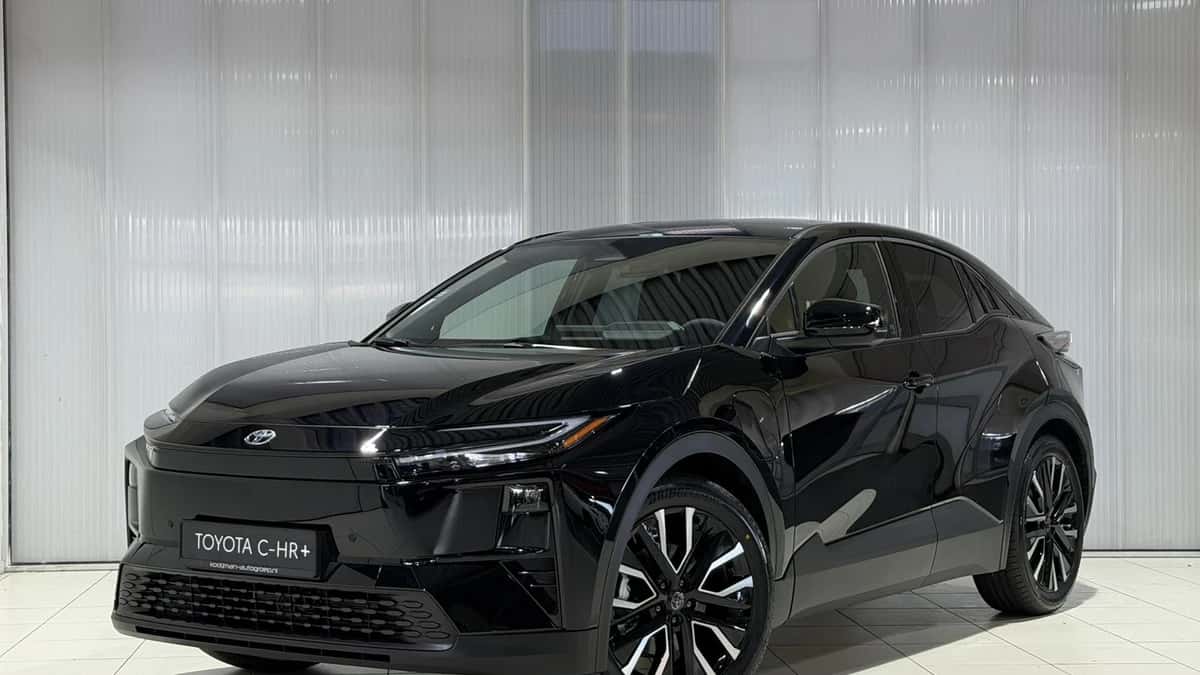 Toyota CHR + (2026) — foto 1