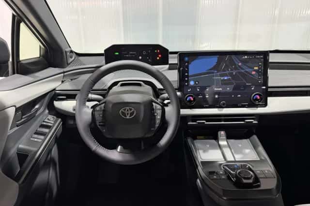 Toyota C-HR+ (2026) thumbnail 4