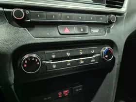 Kia Ceed Sportswagon (2019) thumbnail 11