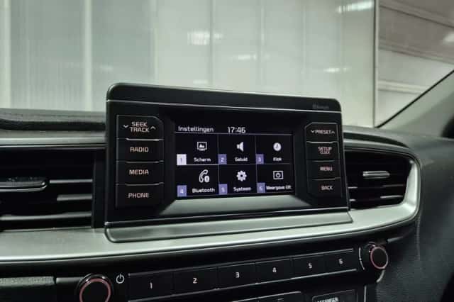 Kia Ceed Sportswagon (2019) thumbnail 14