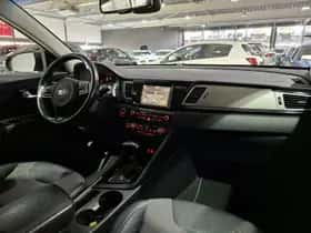 Kia Niro (2019) thumbnail 9