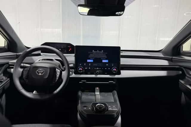 Toyota C-HR+ (2026) thumbnail 3