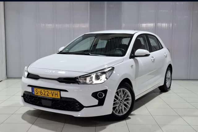 Kia Rio (2023)