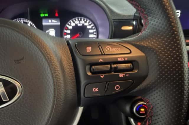 Kia Picanto (2021) thumbnail 12