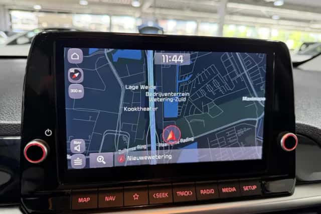 Kia Picanto (2021) thumbnail 17