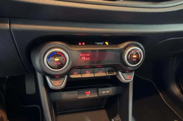 Kia Picanto (2021) thumbnail 19