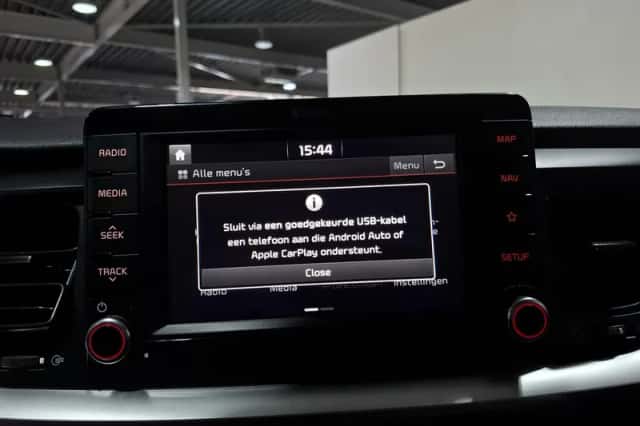 Kia Stonic (2020) thumbnail 17