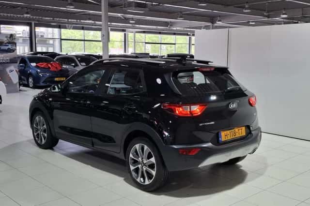 Kia Stonic (2020) thumbnail 6
