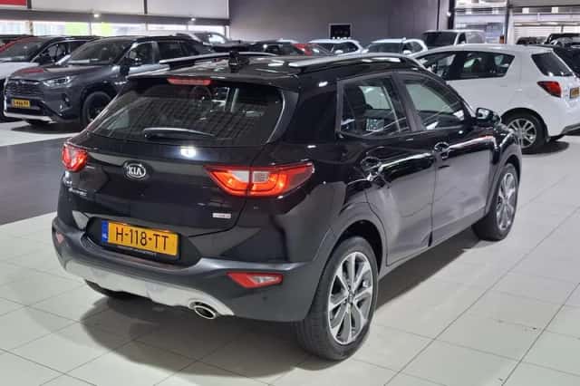 Kia Stonic (2020) thumbnail 7