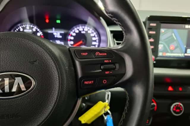 Kia Stonic (2020) thumbnail 10