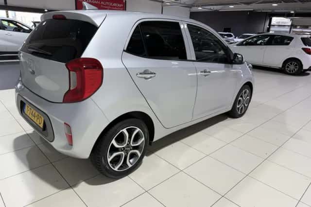 Kia Picanto (2023) thumbnail 7