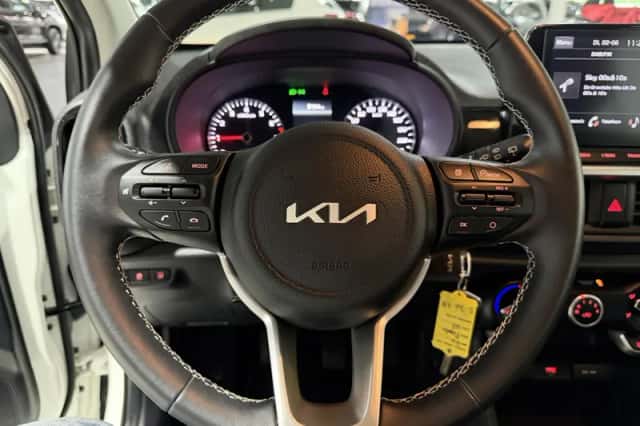 Kia Picanto (2023) thumbnail 11