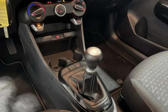 Kia Picanto (2023) thumbnail 21