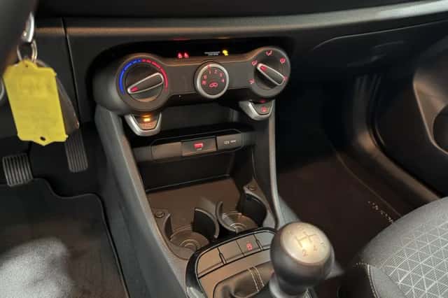 Kia Picanto (2023) thumbnail 19