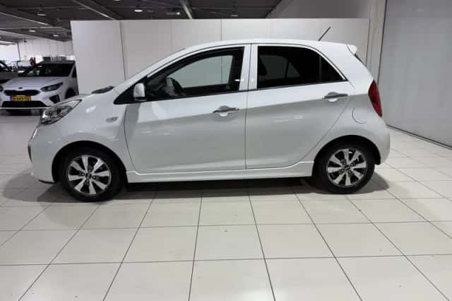 Kia Picanto (2015) thumbnail 4